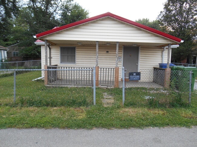 Building Photo - 161-1 Columbus Ave Rental