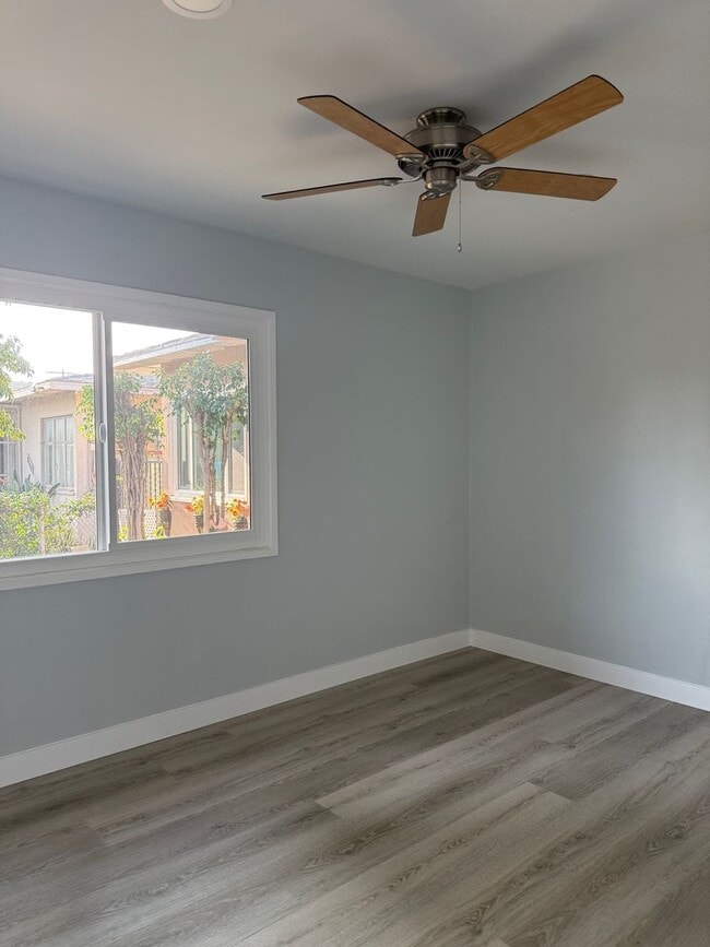 Photo - Move in ready Panorama City HOME.