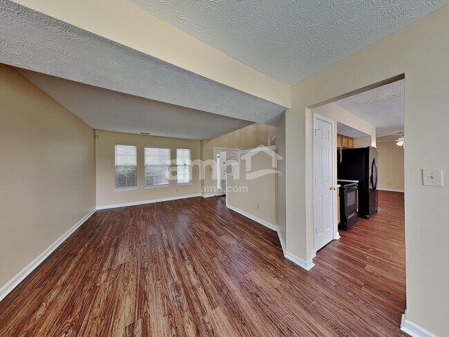 Photo - 6043 Polonius Ct