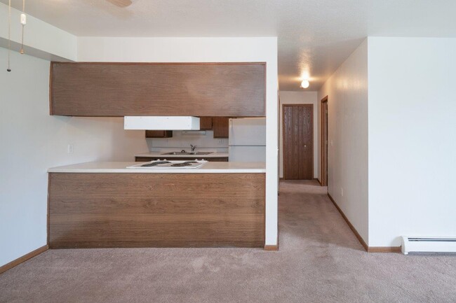 Photo - Gregg Apartments
