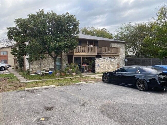 Building Photo - 8919 Galewood Dr Unit 203 Rental