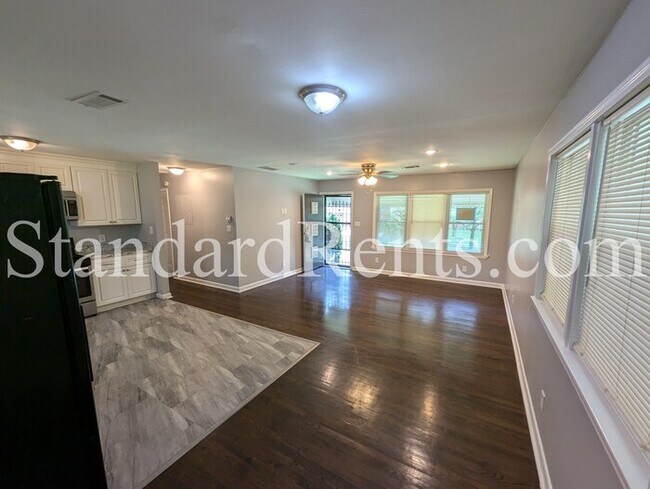 Photo - Ranch in Atlanta