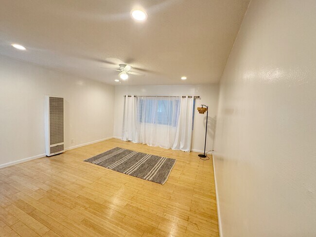 Photo - 132 Galleon St Unit 132