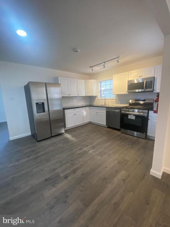 Photo - 532 Cormorant Dr