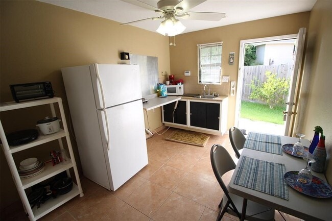 Photo - 10834 Cayman Mist Dr