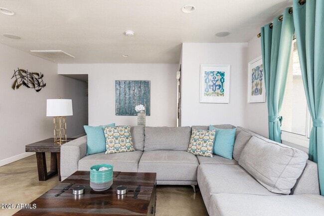 Photo - 5225 N 83rd Pl