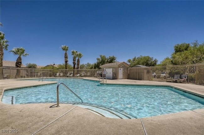 Photo - 8729 Horizon Wind Ave Unidad 102 Rental