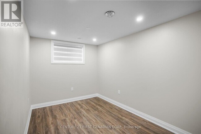 Photo - 1046 Jalna Blvd