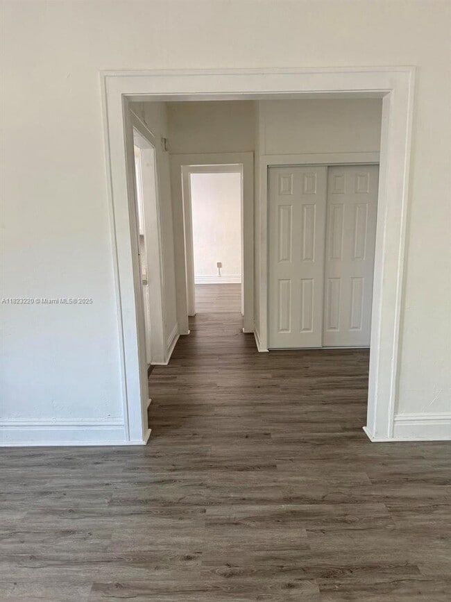 Building Photo - 114 Antilla Ave Unit 4 Rental