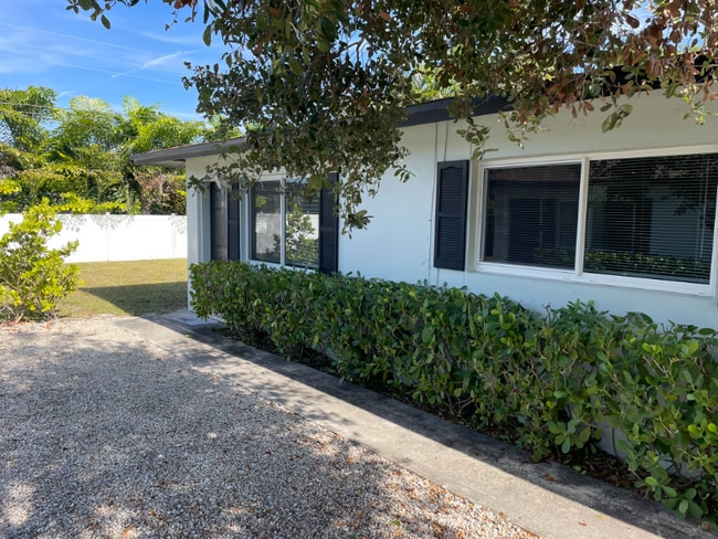 Photo - 627 92nd Ave N