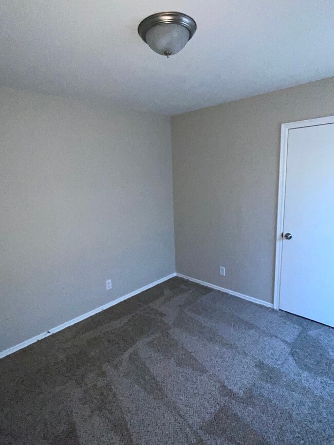 Photo - 10702 N 146th E Ave