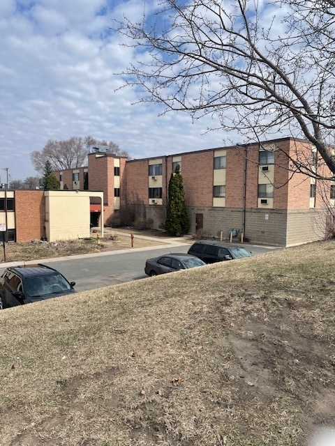 Copa 2 with 18 units - Cabana Apartments