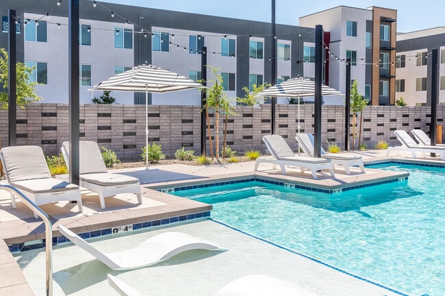 Pool - Birchway Tropicana