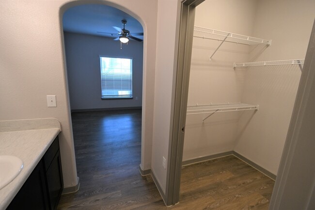 Mira Vista Ranch Apartments