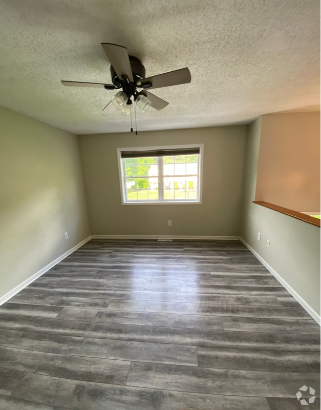 Building Photo - 14 Hilton Dr Rental