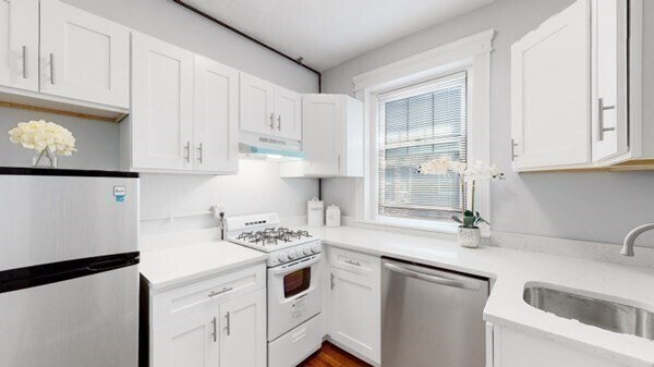 Photo - 35 Queensberry St Condo Unit 20