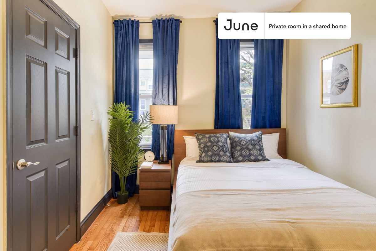 Private bedroom in 5 bed/2 bath Home - Private bedroom in 5 bed/2 bath Home