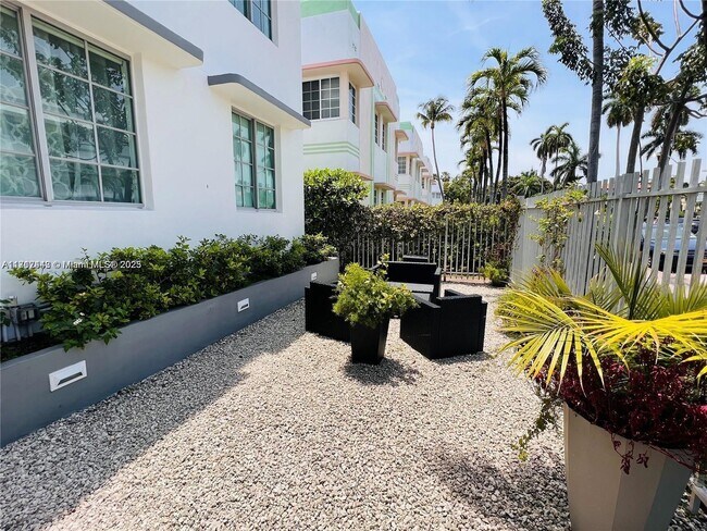Photo - 526 15th St Condo Unit 15
