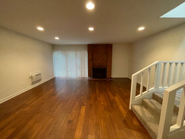 Photo - 1827 Parnell Ave Unit 5