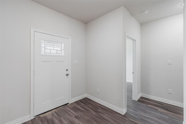 Photo - 2415 San Gabriel Dr