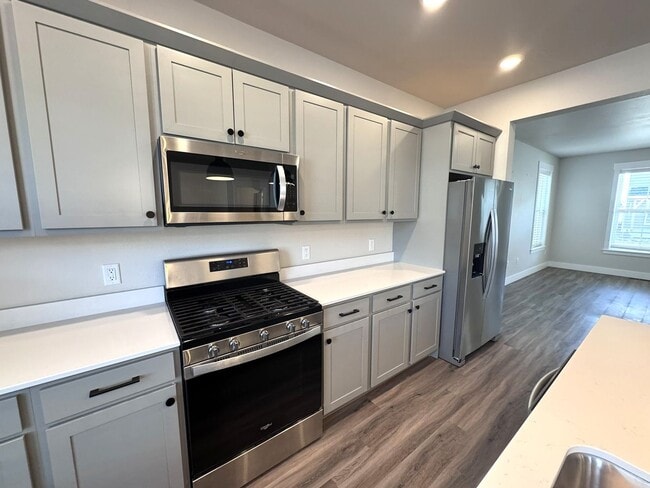 Photo - 3 Bed / 2.5 Bath Modern Home on Billings West End