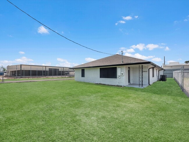 Photo - 12922 McNair St