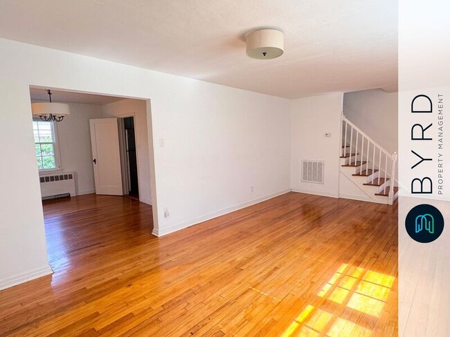 Photo - 6202 Dustin Dr