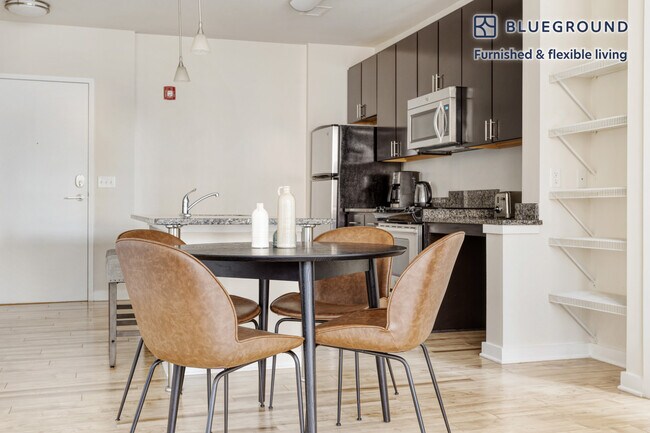 Photo - 360 H St NE Unidad FL3-ID416