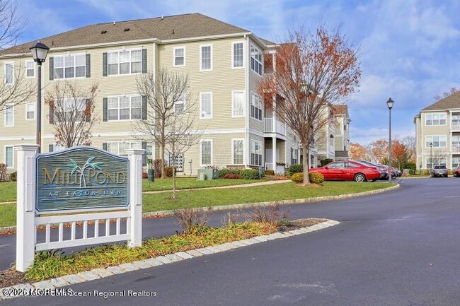 Photo - 138 Mill Pond Wy