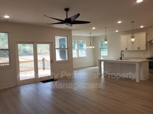 Photo - 4401 Sims Rd