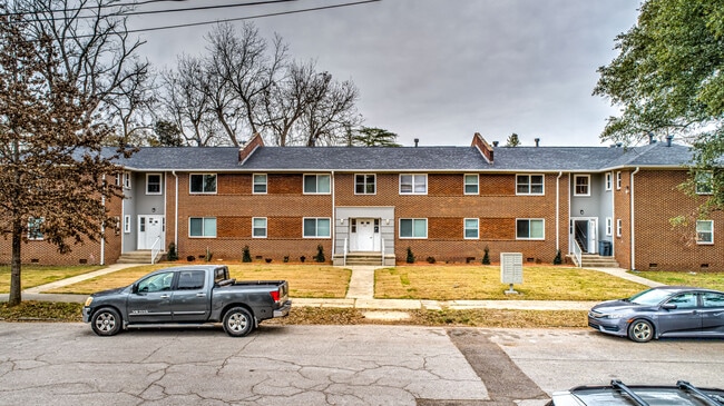 Building Photo - 110 3rd St