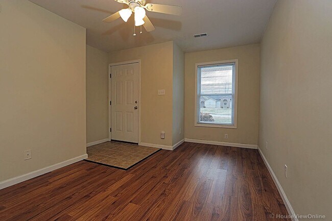 Photo - 2 Bedroom Triplex in Cape