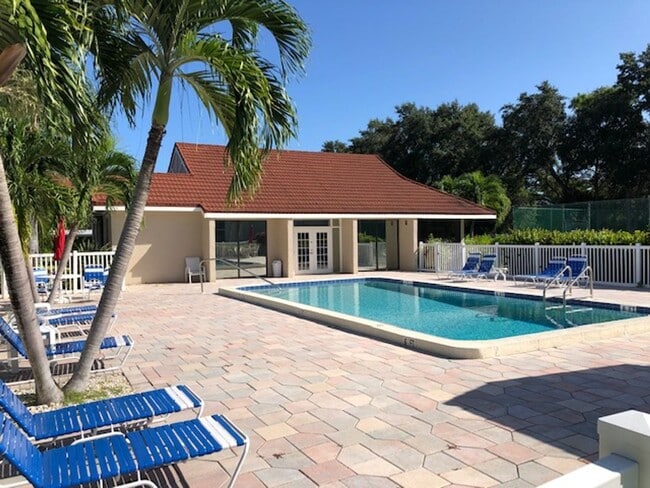 Photo - Spacious 2BR/2BA Condo in Villages of Ascot