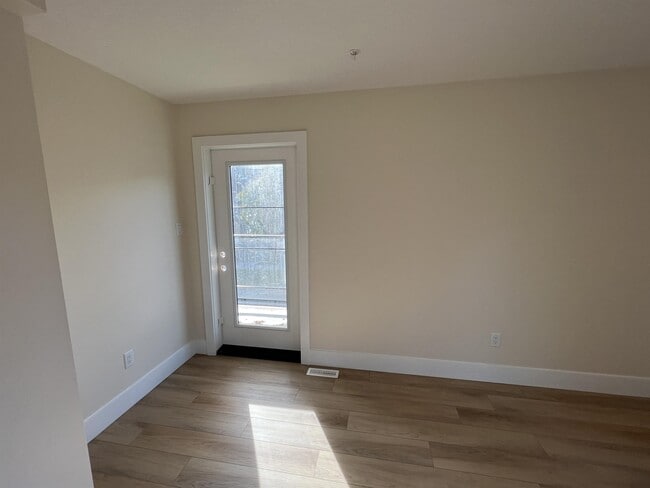 Photo - 8719-8110 110 St NW Unité 2A