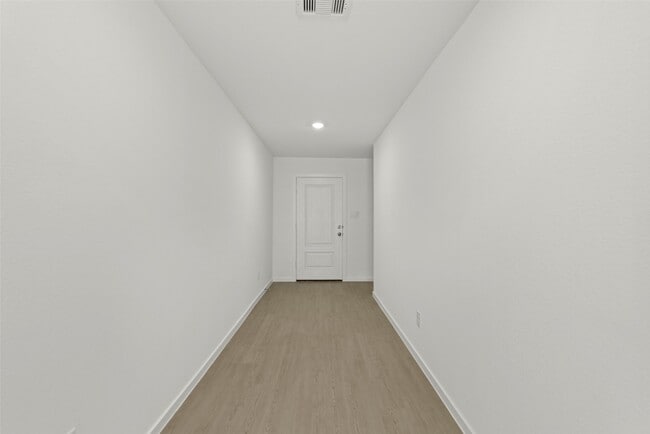 Photo - 1407 Cedar Plns Ct