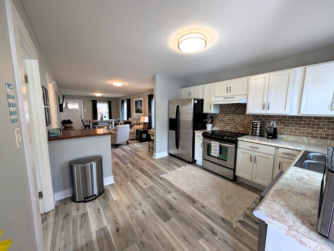 Photo - 619 S 14th St