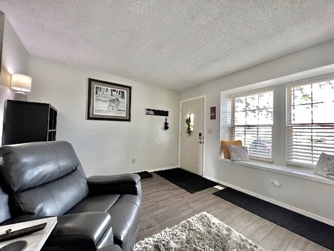 Photo - FURNISHED Two Bedroom Two Bath Condo on th...