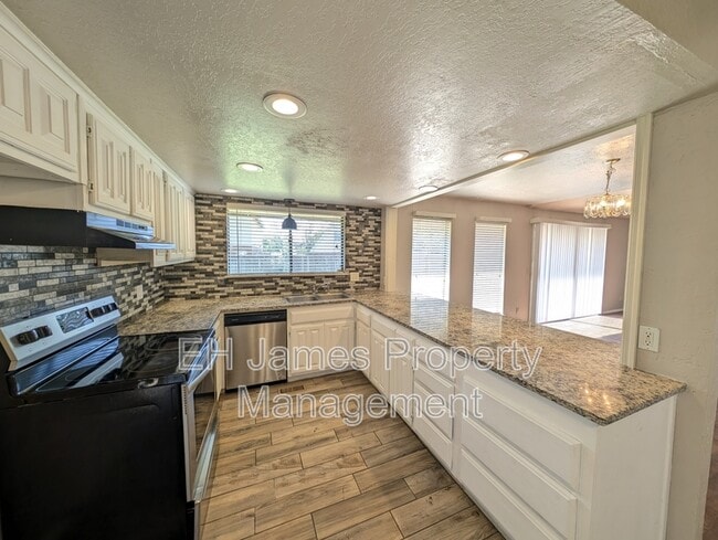 Photo - 8440 E 64th Pl