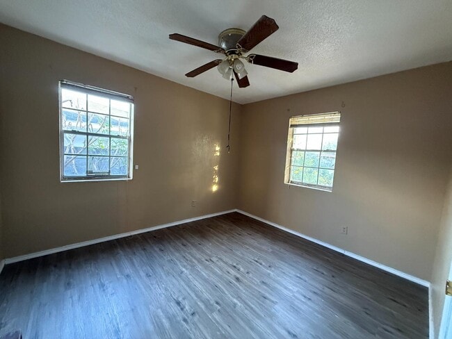 Photo - 3008 Katrina Ave