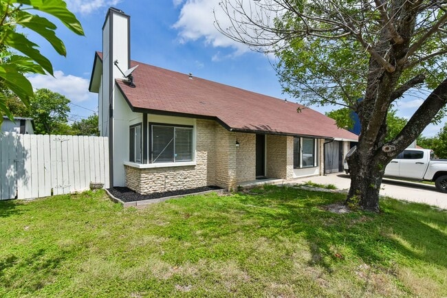 Photo - Charming 3-Bedroom Home in Heritage Home