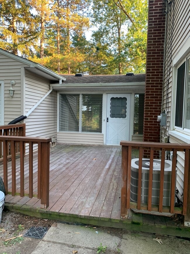 Photo - 8986 King Graves Rd NE