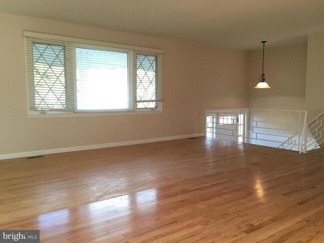 Photo - 9221 W Stayman Dr