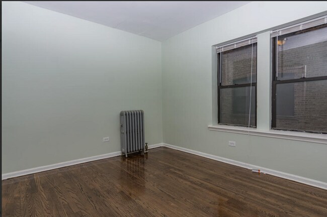 Photo - 406 W 77th St Unidad 312