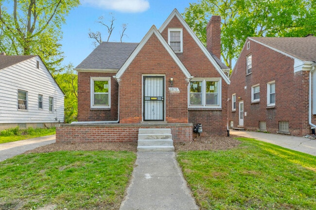 Photo - 13575 Rutherford St House