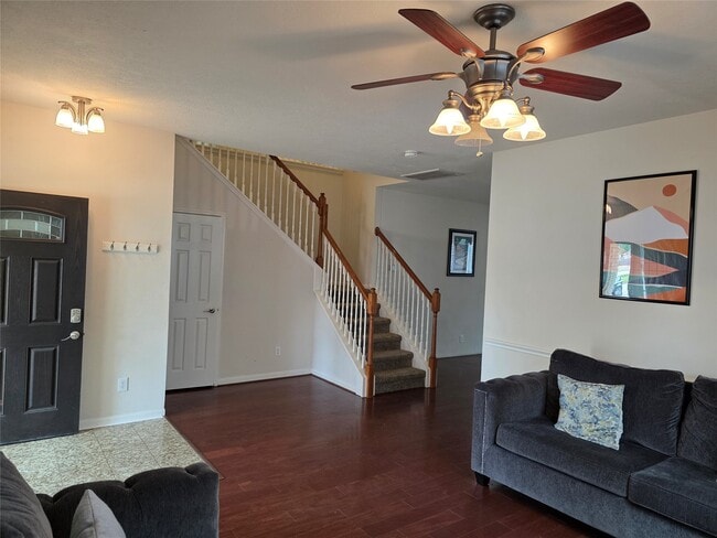 Photo - 2715 Riverhollow Ln