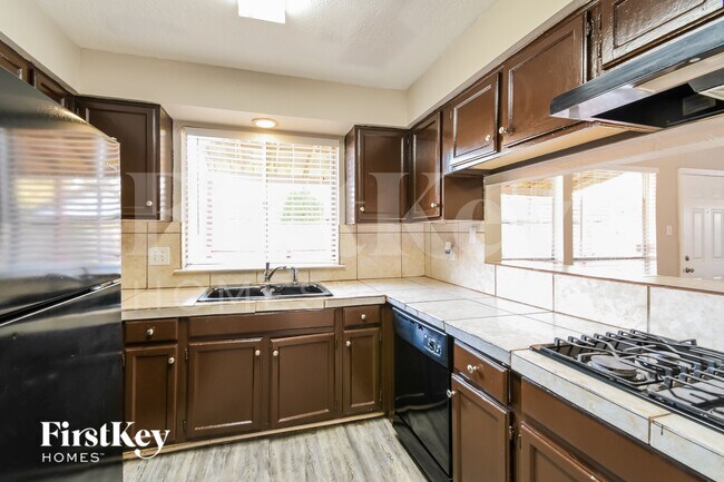 Photo - 15915 Vista Del Mar Dr