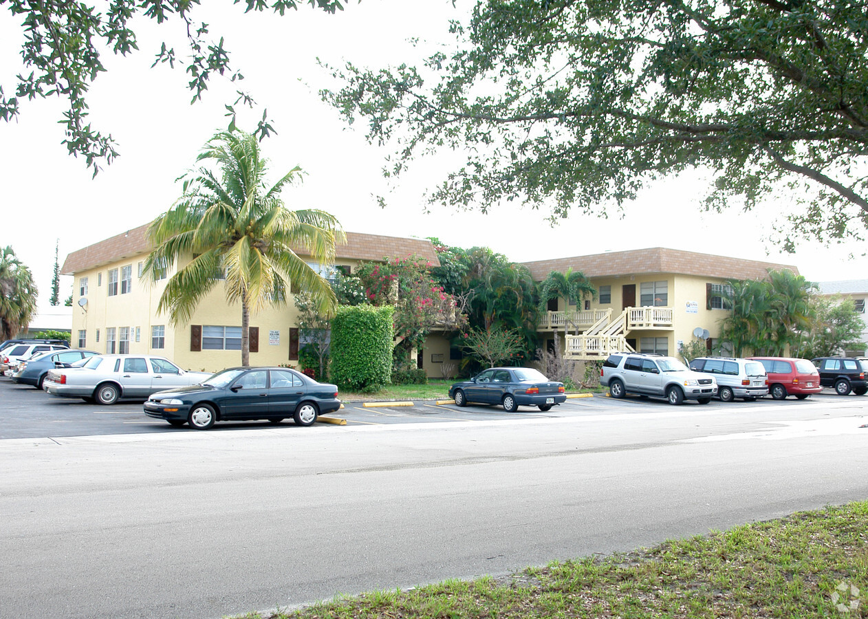 Photo - Sunrise Apartments