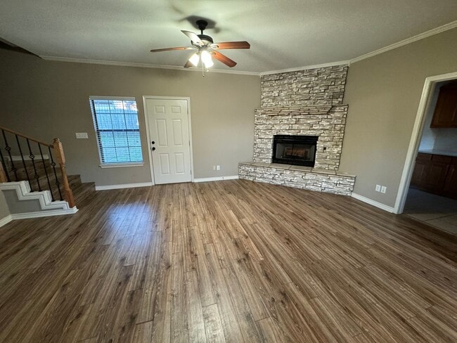 Photo - 102 Pecan Ridge