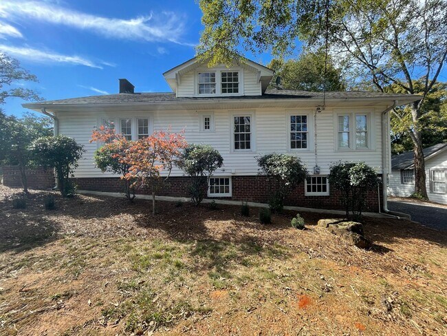 Photo - Updated 3/2 House in Old East Rome $1,895