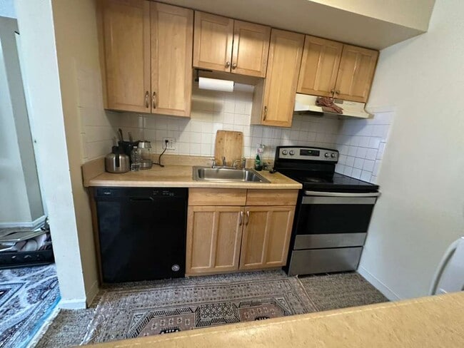 Photo - 157 Franklin St Unit A11